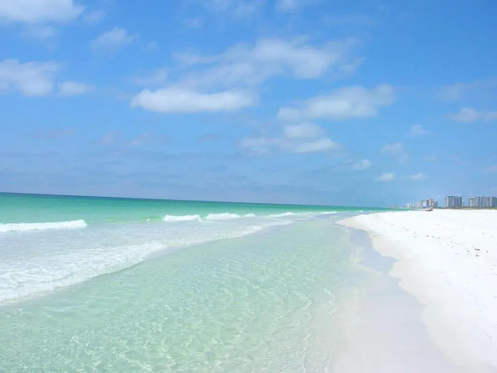 Calypso 2201E 3Br 3Ba Corner Unit 2 Sets Of Beach Chairs Panama City Beach Apartment