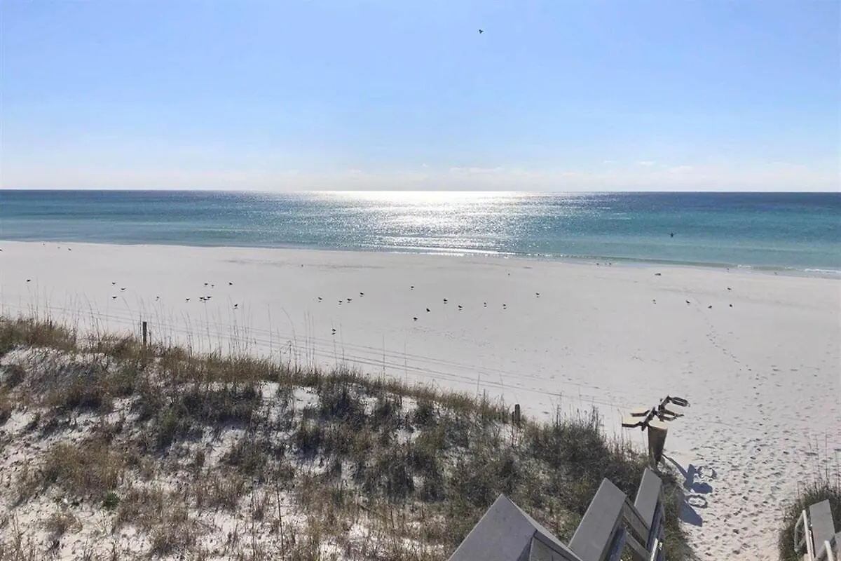 Calypso 2201E 3Br 3Ba Corner Unit 2 Sets Of Beach Chairs Panama City Beach United States