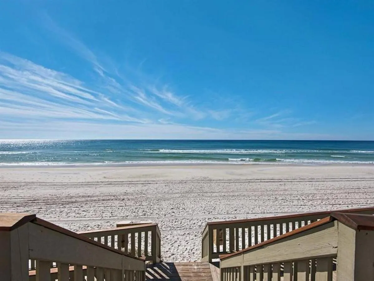 Calypso 2201E 3Br 3Ba Corner Unit 2 Sets Of Beach Chairs Panama City Beach United States