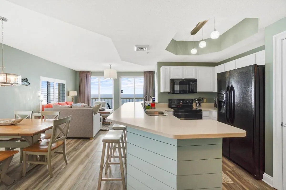 Apartment Calypso 2201E 3Br 3Ba Corner Unit 2 Sets Of Beach Chairs Panama City Beach
